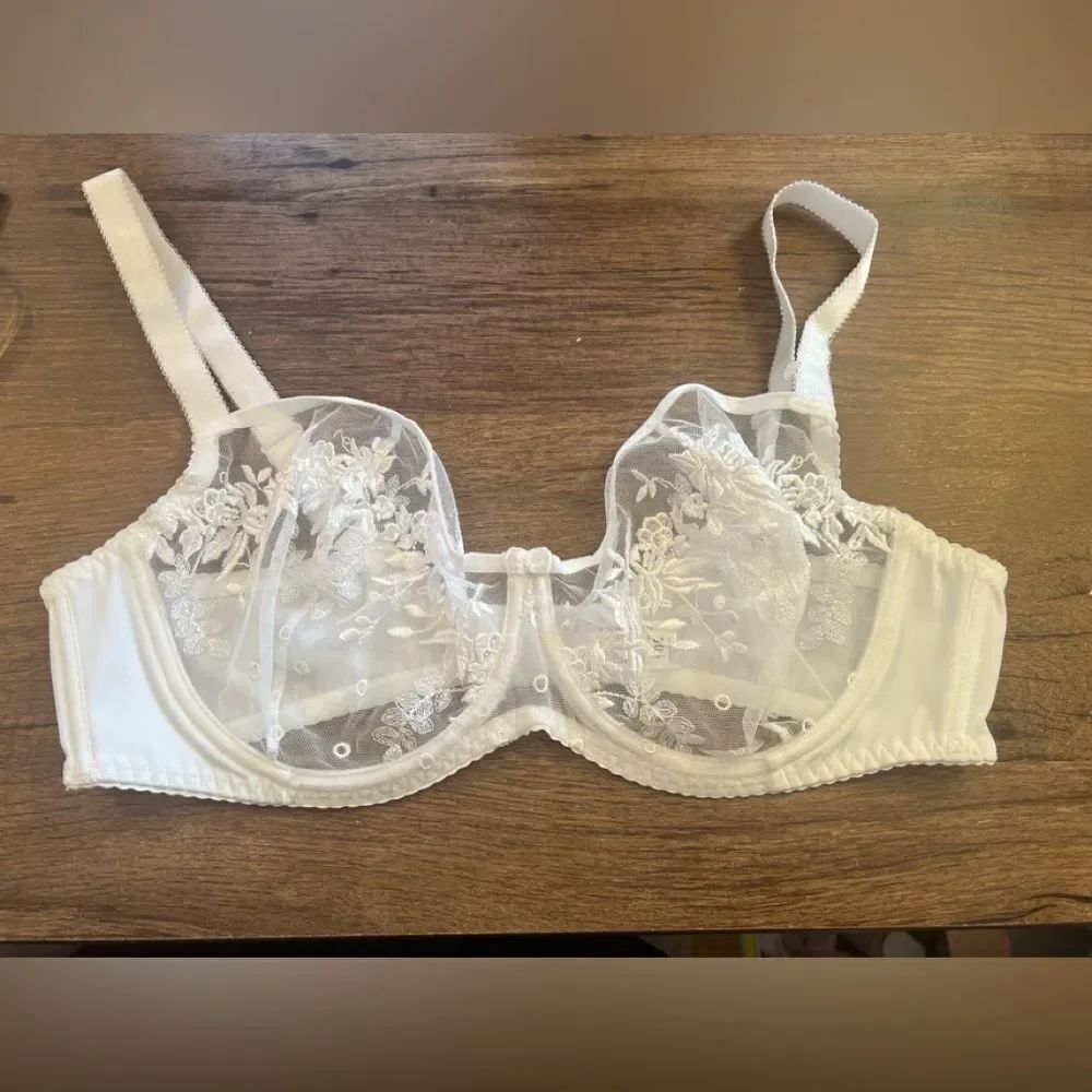 Elegant White Lace Bra